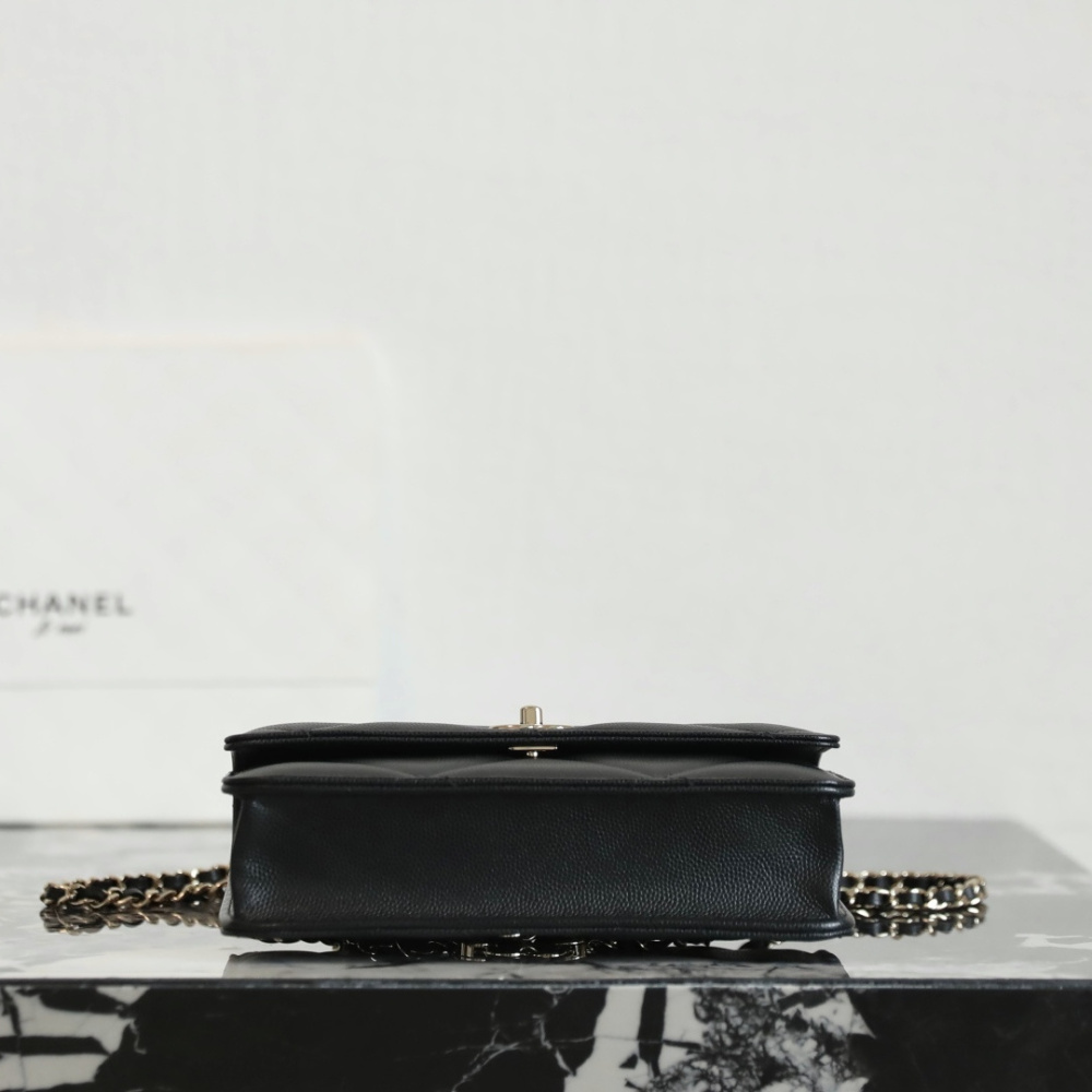 高仿Chanel*25K系列AP4935小球牛皮雙肩背囊黑色免檢版