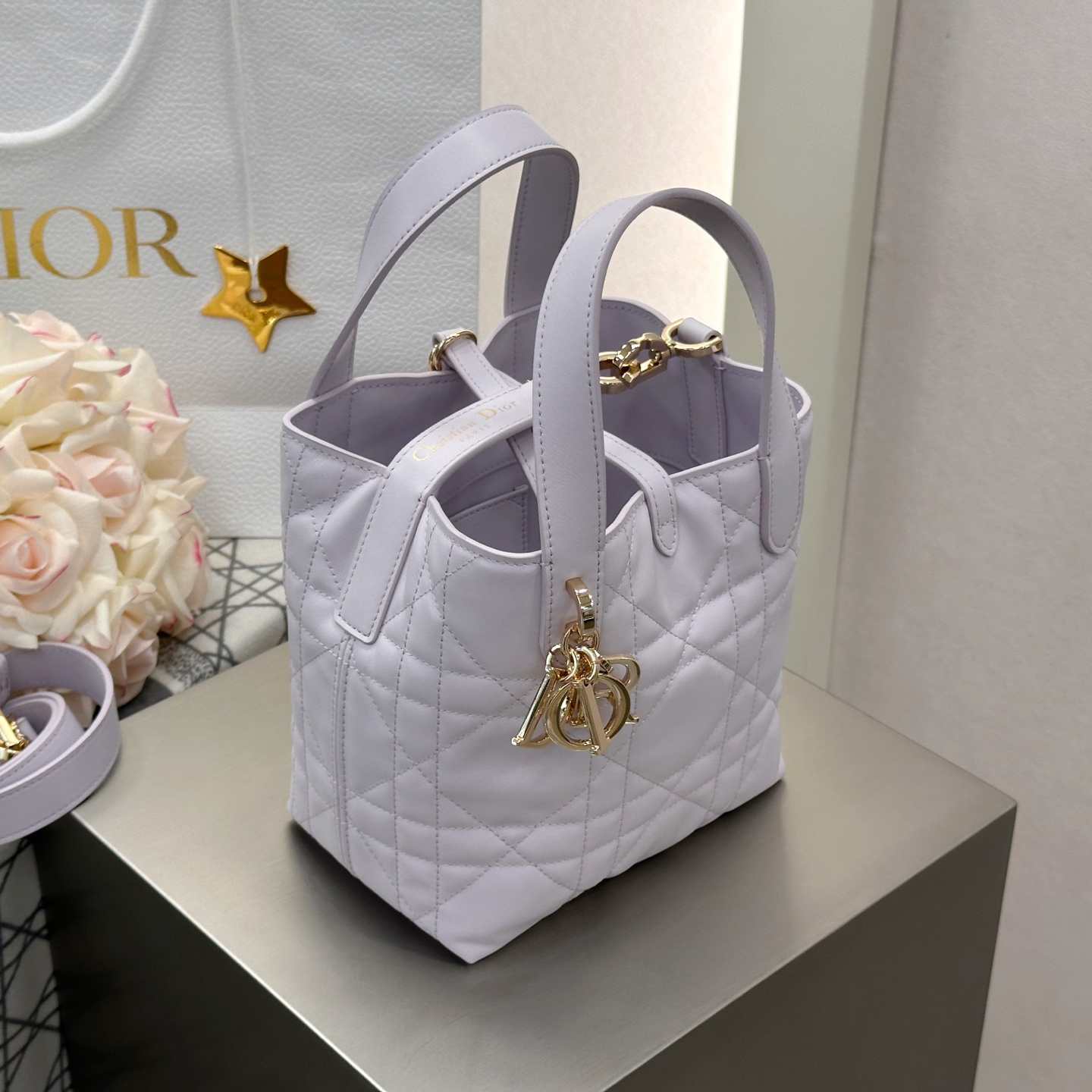高仿Dior*Toujours系列M2835M848牛皮菜籃子紫色小號免檢版