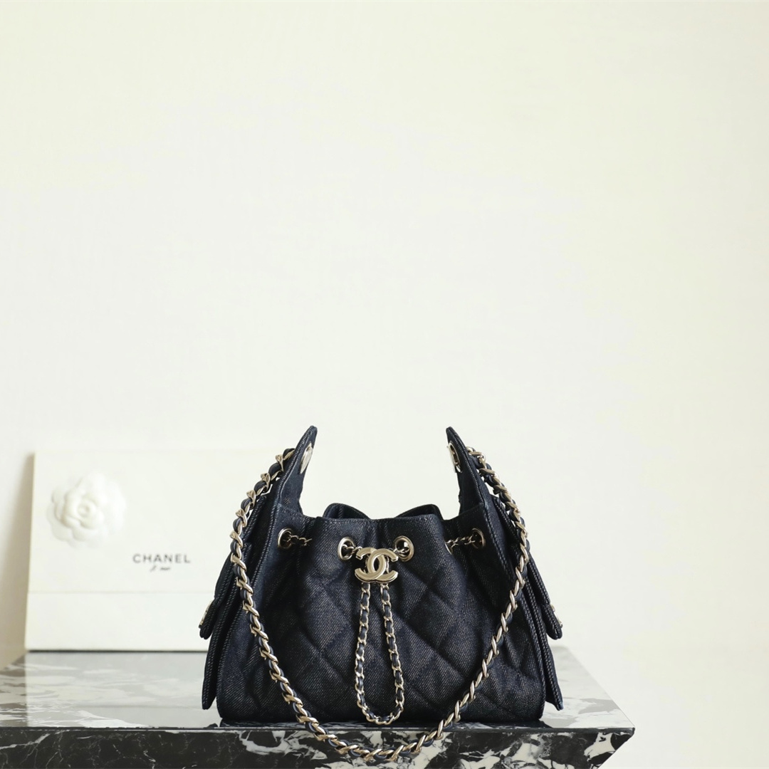 高仿Chanel*26P/25Bag系列AS5631水洗牛仔布手袋Mini黑色免檢版