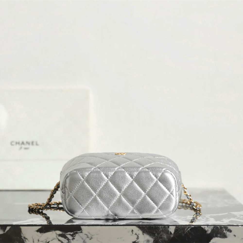 高仿Chanel*26P系列AP4386小牛皮Hobo手袋銀色免檢版
