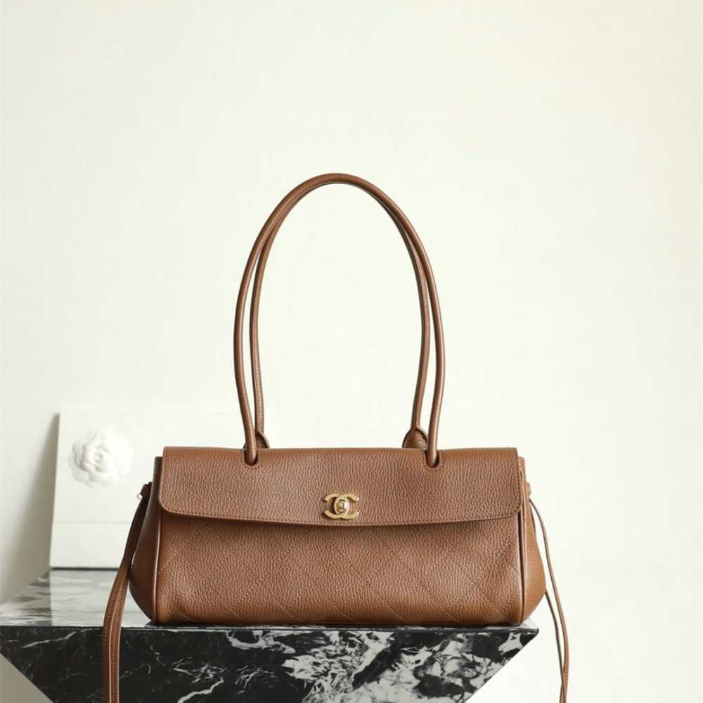 高仿Chanel*26S系列AS6288粒面小牛皮單肩包棕色免檢版