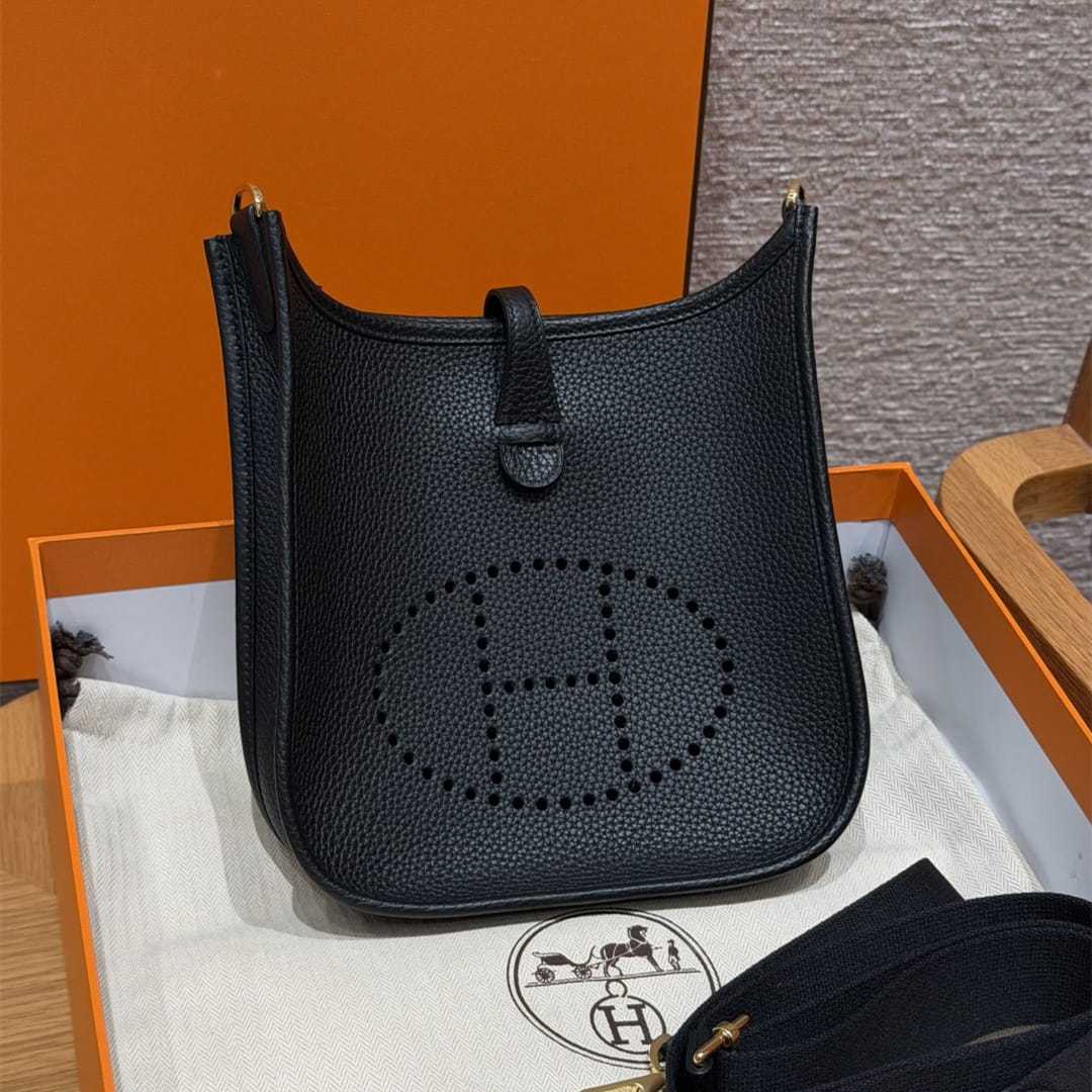 高仿Hermes*Evelyne23系列H087941CC89黑色金扣純手工