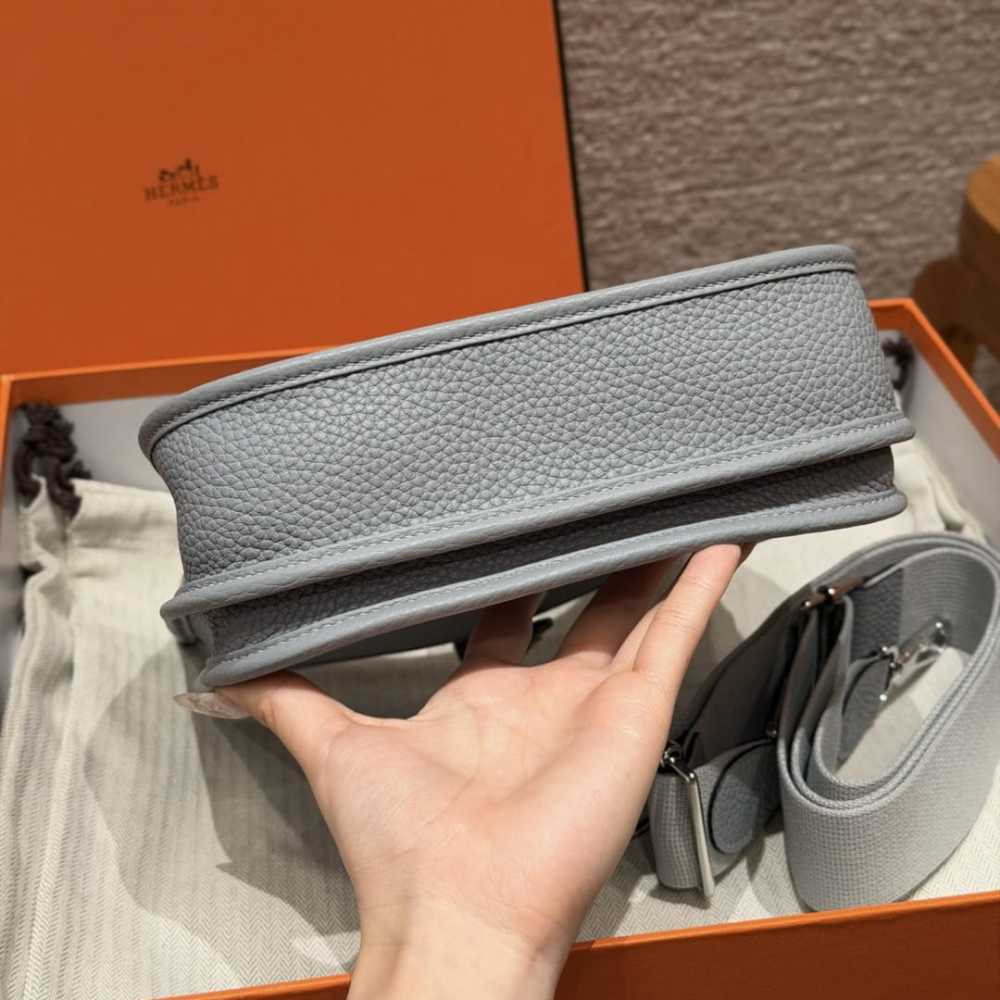 高仿Hermes*Evelyne23系列H087941CKP0木偶灰銀扣純手工