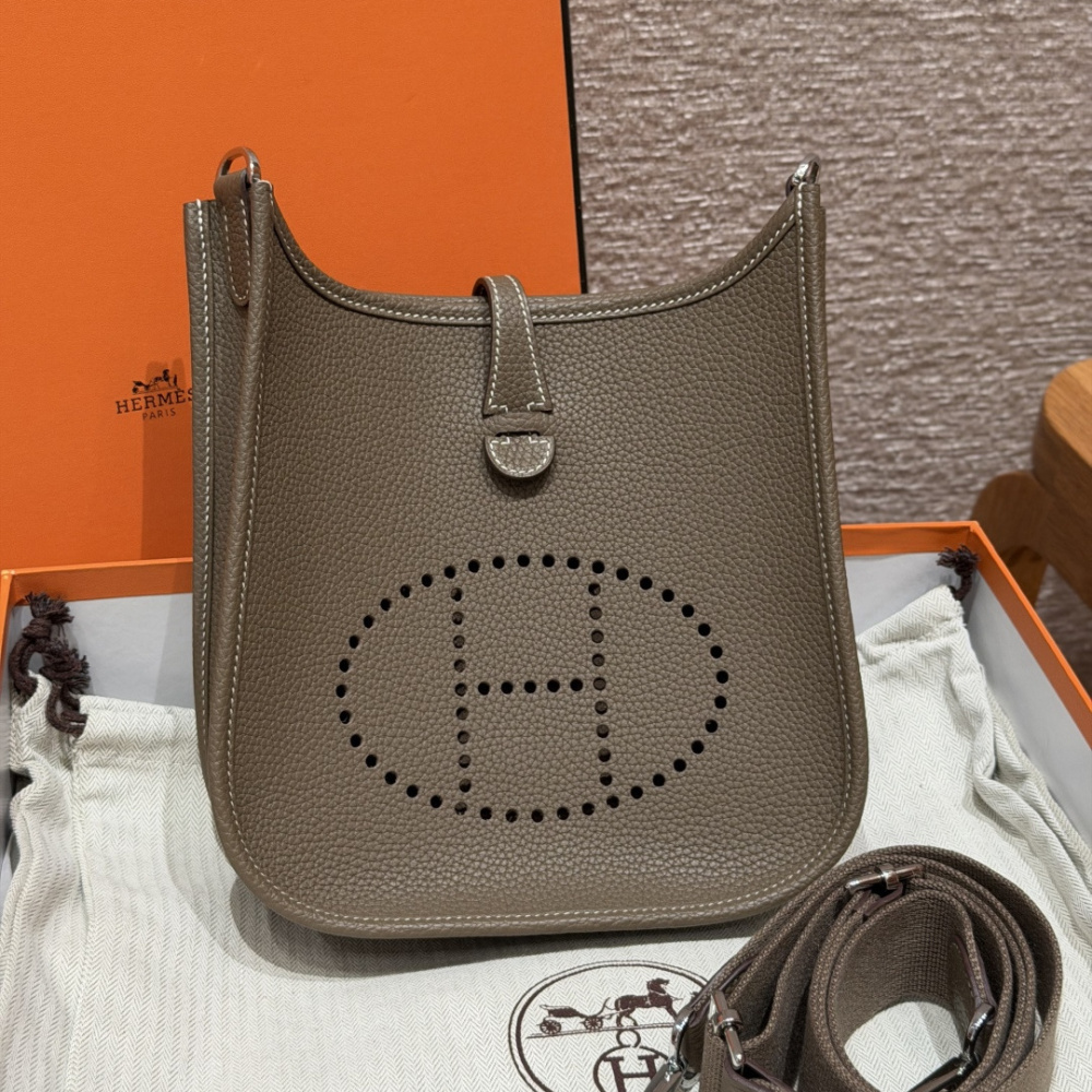 高仿Hermes*Evelyne23系列H087941CK18大象灰銀扣純手工