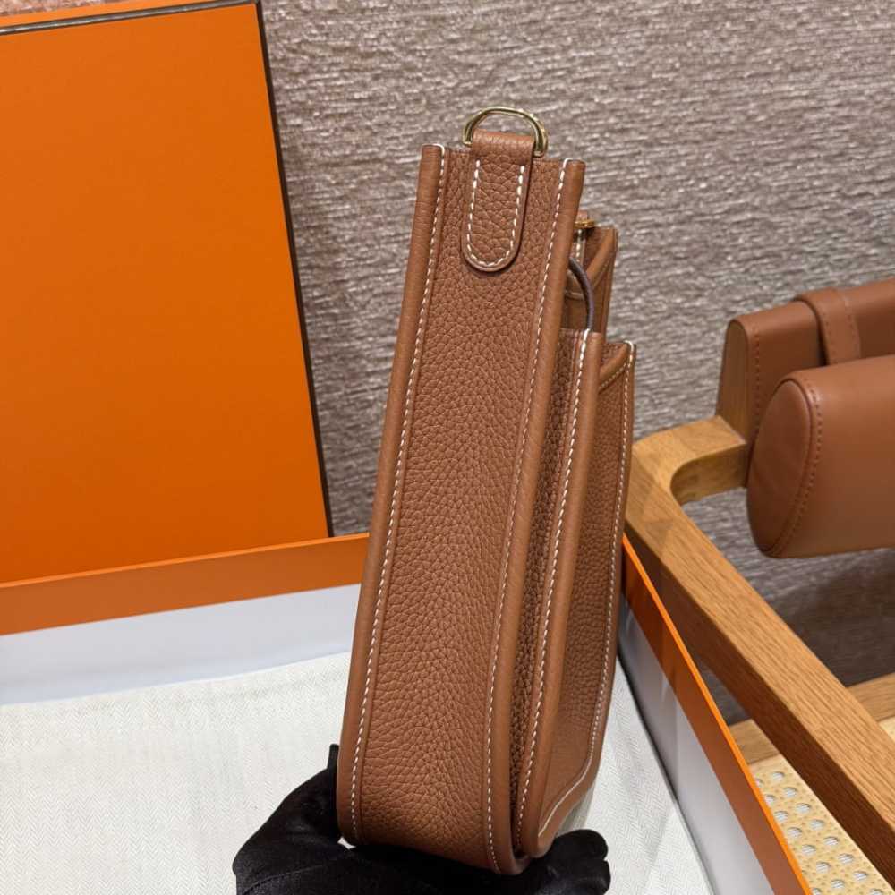 高仿Hermes*Evelyne23系列H087941CK37金棕色金扣純手工