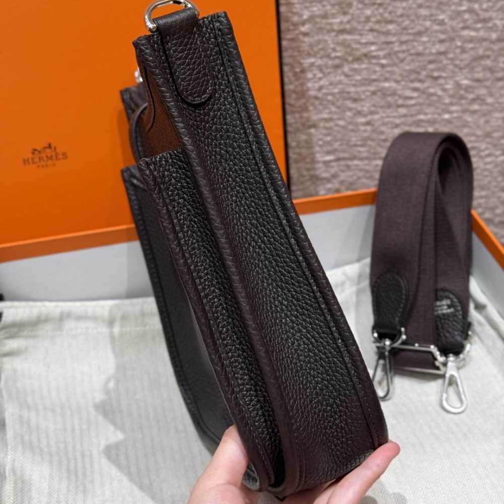 高仿Hermes*Evelyne23系列H087941CK46烏木色銀扣純手工