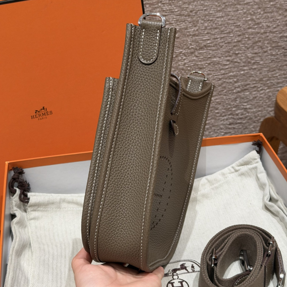 高仿Hermes*Evelyne23系列H087941CK18大象灰銀扣純手工