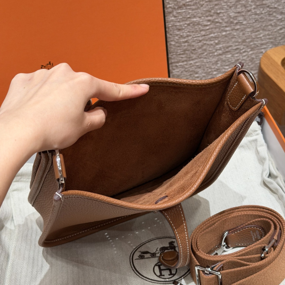 高仿Hermes*Evelyne23系列H087941CK37金棕色銀扣純手工