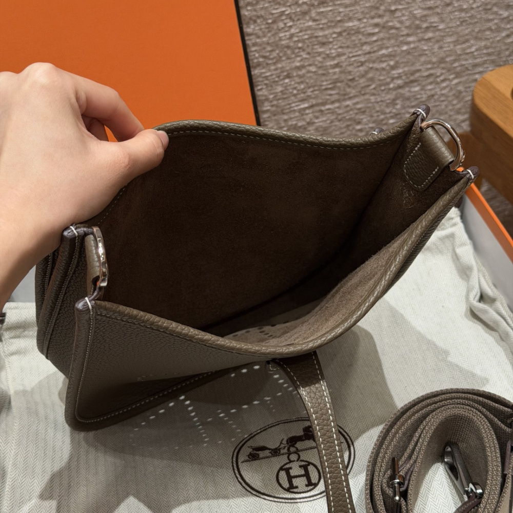 高仿Hermes*Evelyne23系列H087941CK18大象灰銀扣純手工