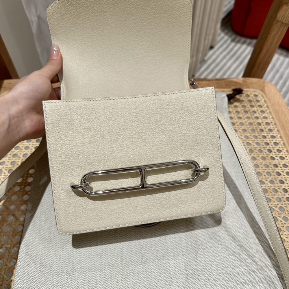 高仿Hermes*Roulis19系列H070509CK12奶昔白銀扣純手工