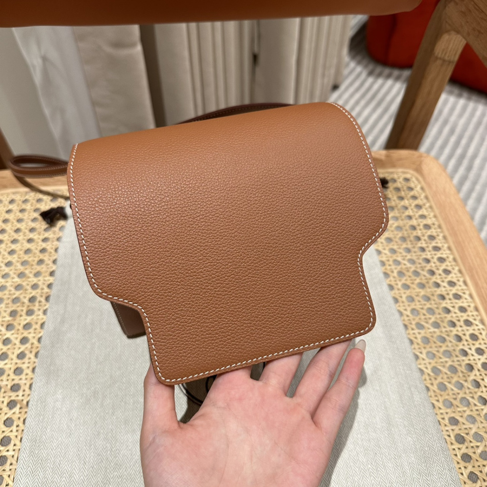高仿Hermes*Roulis19系列H070509EP37金棕色金扣小牛皮純手工