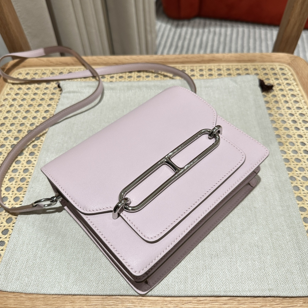 高仿Hermes*Roulis19系列H070509CK0L夢幻紫銀扣山羊皮純手工