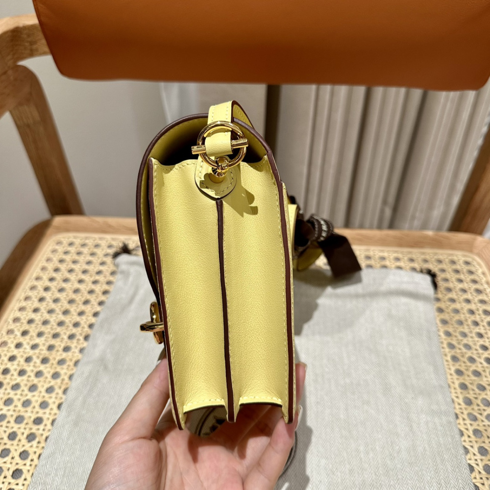 高仿Hermes*Roulis19系列H070509CK1Z小雞黃金扣山羊皮純手工
