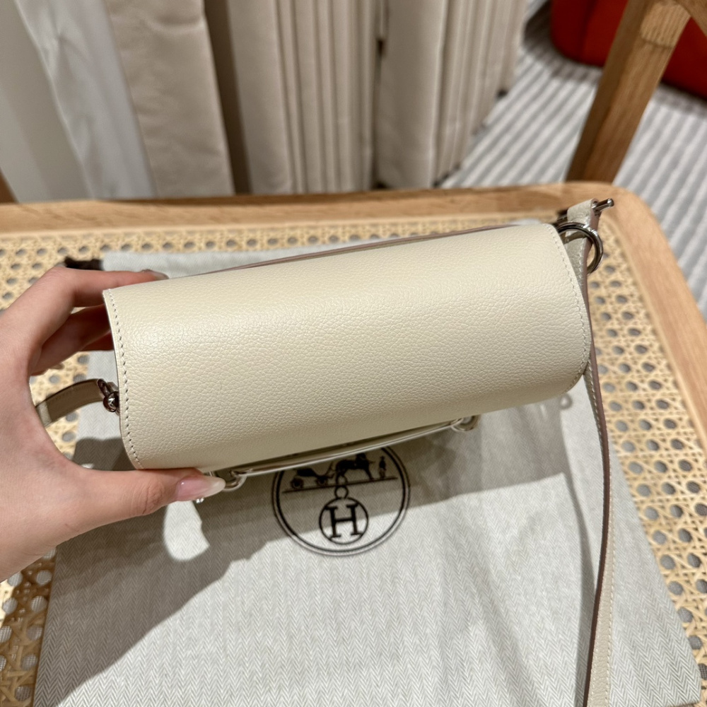 高仿Hermes*Roulis19系列H070509CK12奶昔白銀扣純手工