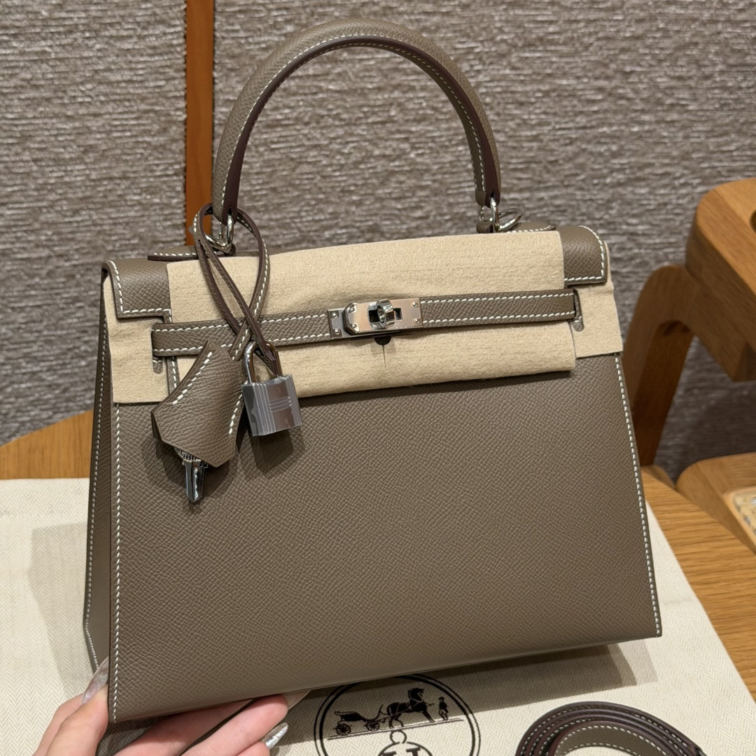 高仿Hermes*Kelly25系列H043110EP18大象灰銀扣牛皮純手工