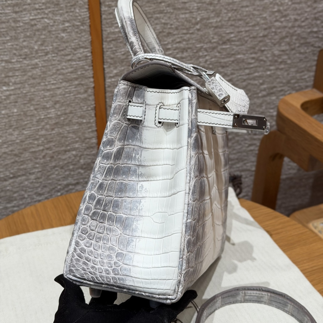 高仿Hermes*Kelly25系列H043220N50喜馬拉雅銀扣鱷魚皮純手工