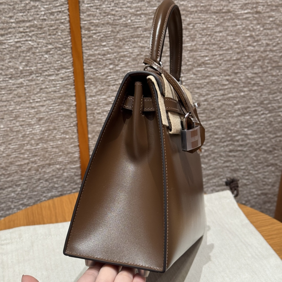 高仿Hermes*Kelly25系列H043110BO3G栗子色牛皮銀扣純手工