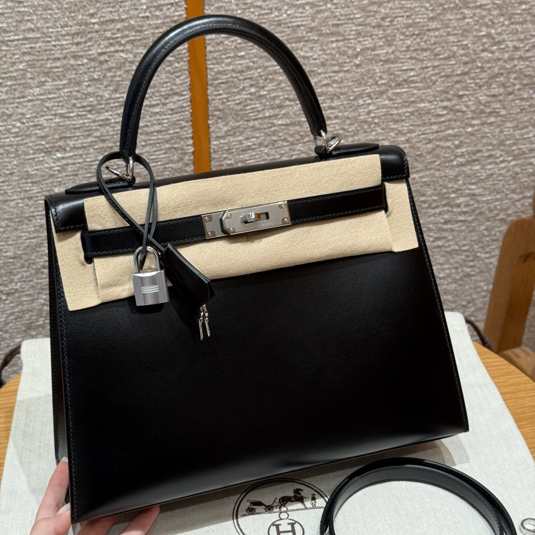 高仿Hermes*Kelly28系列H043130BO89黑色銀扣牛皮純手工