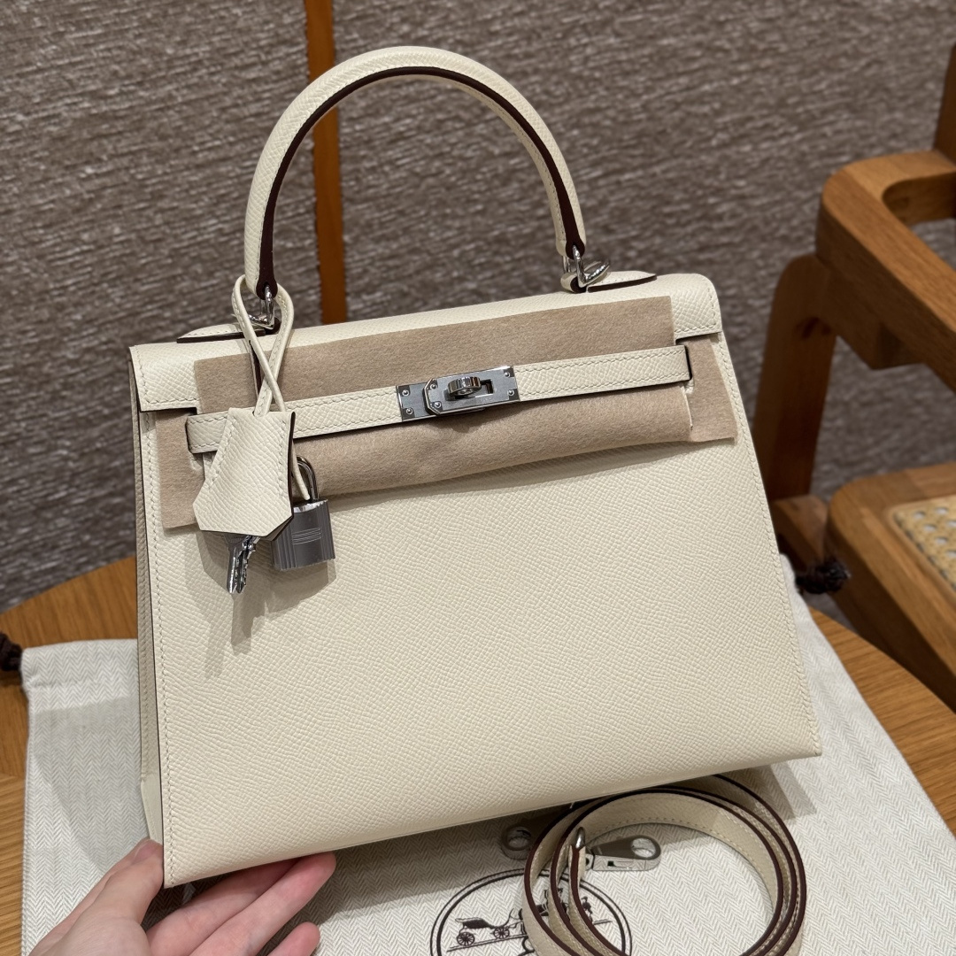 高仿Hermes*Kelly25系列H043110EPI2奶油白銀扣牛皮純手工