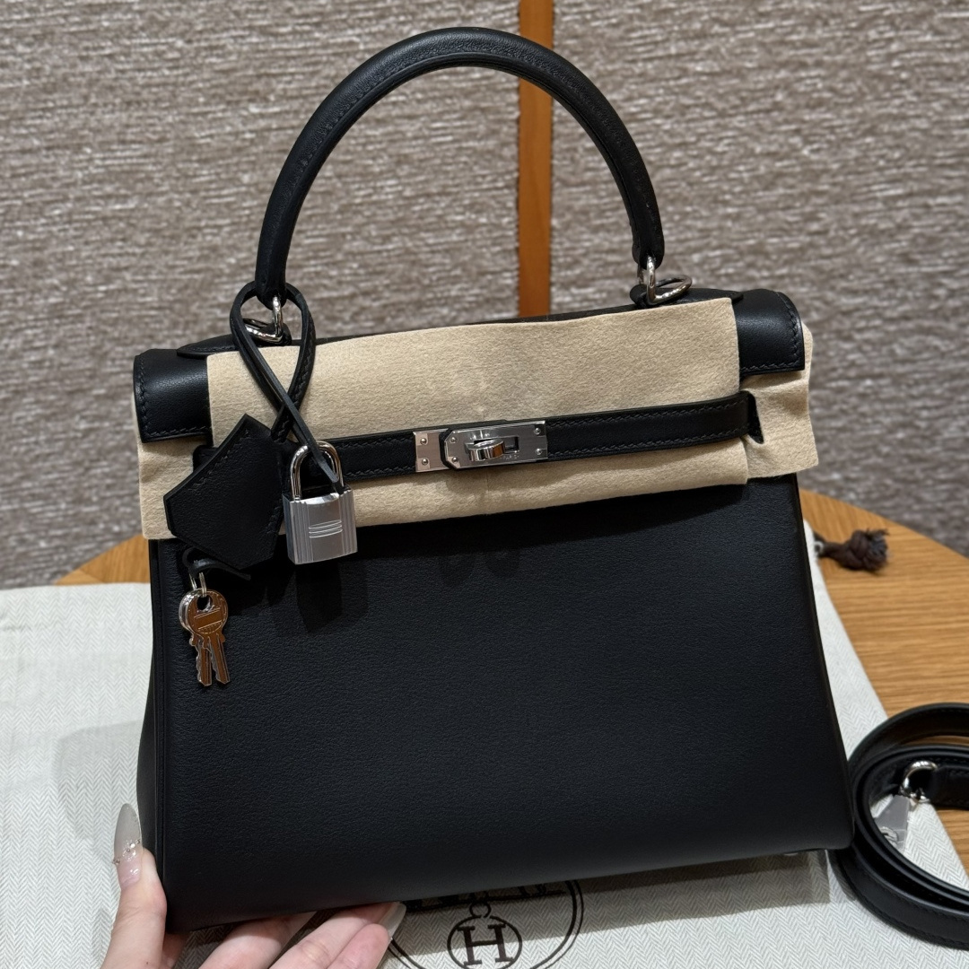 高仿Hermes*Kelly25系列H043220WS89黑色銀扣牛皮純手工