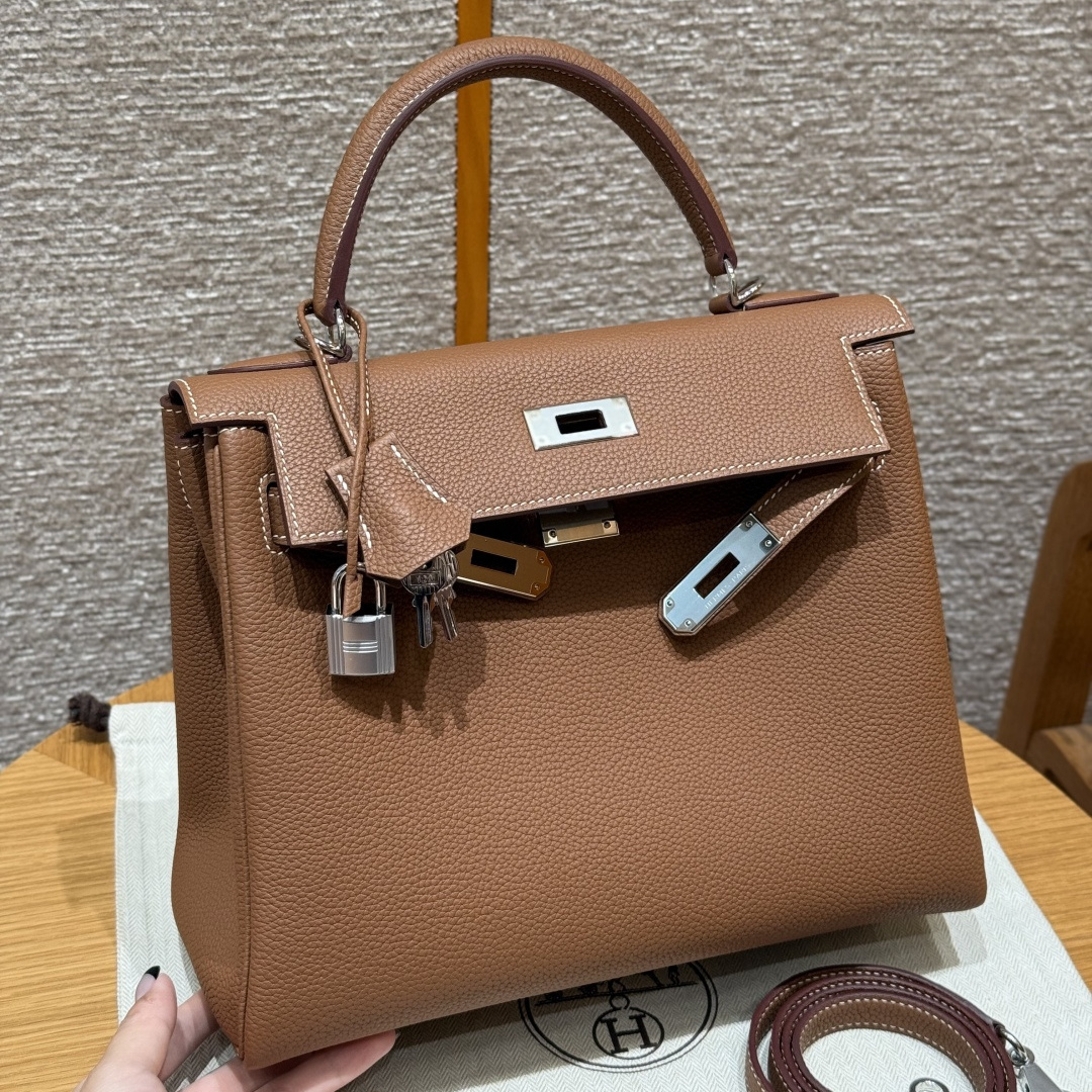 高仿Hermes*Kelly28系列H043230TC37金棕色銀扣牛皮純手工