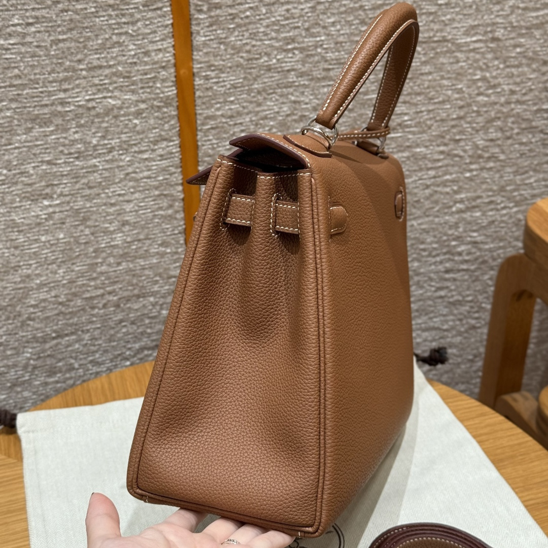 高仿Hermes*Kelly28系列H043230TC37金棕色銀扣牛皮純手工
