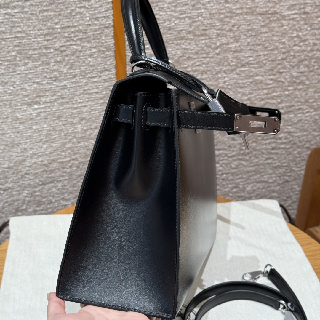 高仿Hermes*Kelly28系列H043130BO89黑色銀扣牛皮純手工