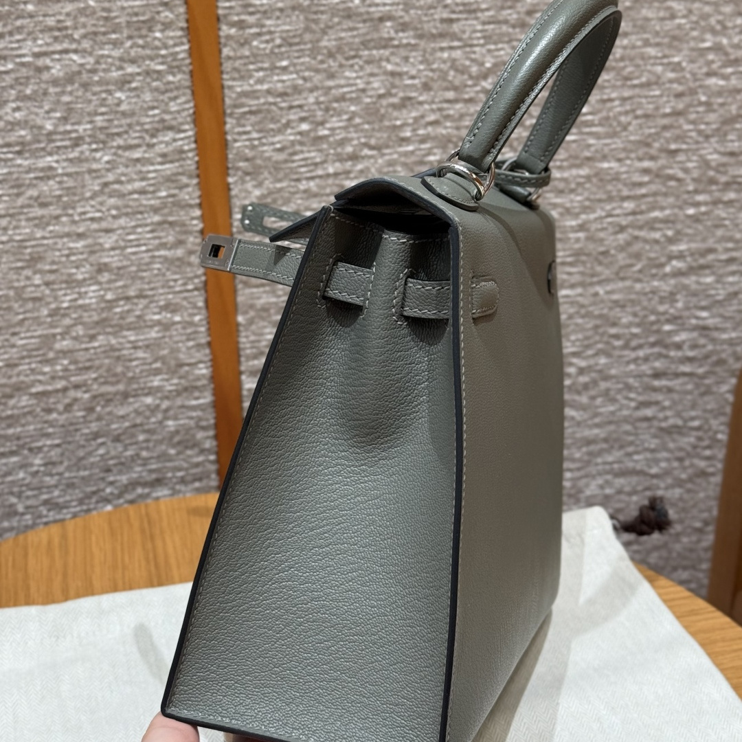 高仿Hermes*Kelly25系列H043110CA0L積雨雲灰山羊皮銀扣純手工