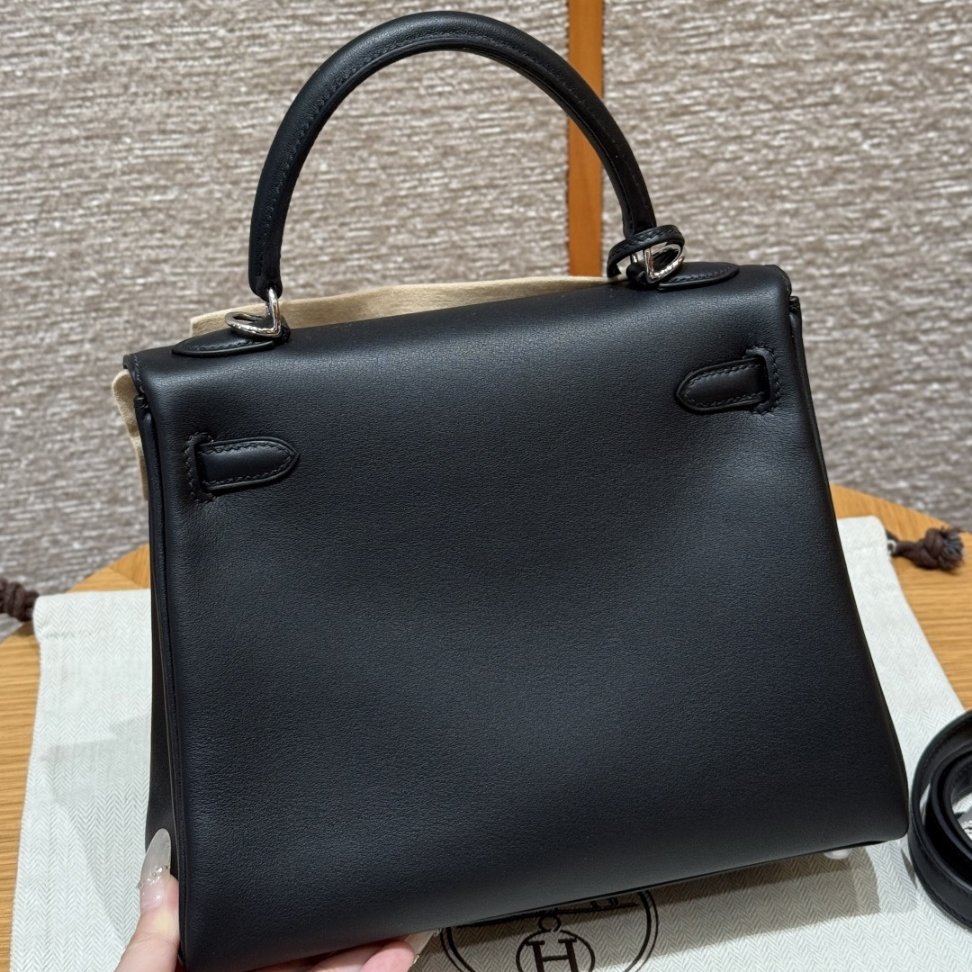 高仿Hermes*Kelly25系列H043220WS89黑色銀扣牛皮純手工
