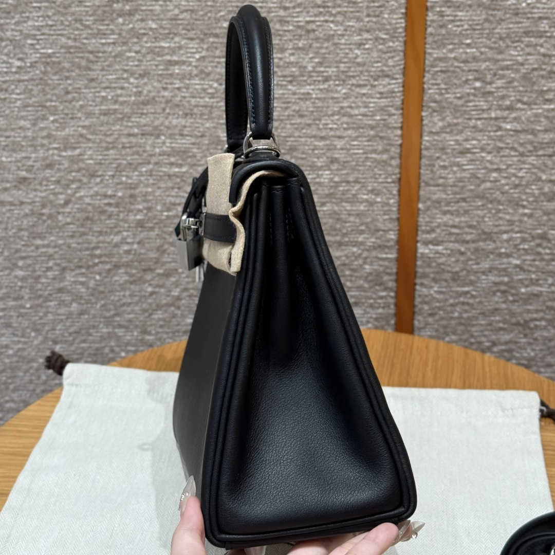 高仿Hermes*Kelly25系列H043220WS89黑色銀扣牛皮純手工