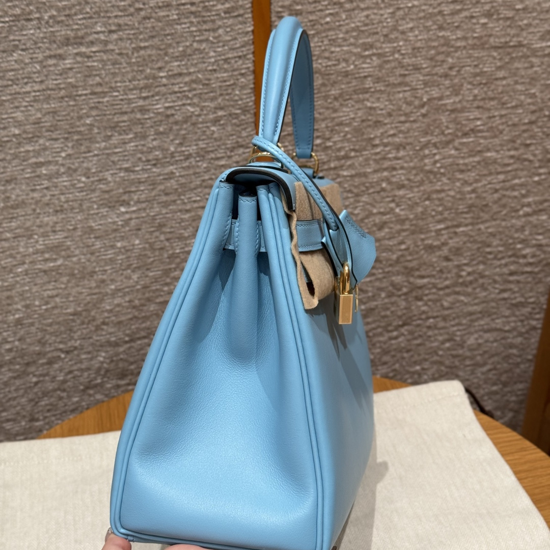 高仿Hermes*Kelly28系列H043230SW7N糖果藍金扣牛皮純手工