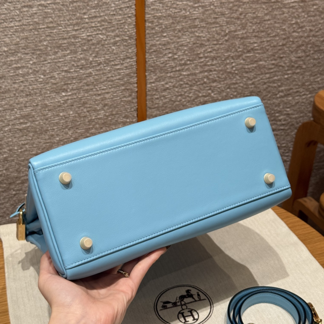 高仿Hermes*Kelly28系列H043230SW7N糖果藍金扣牛皮純手工