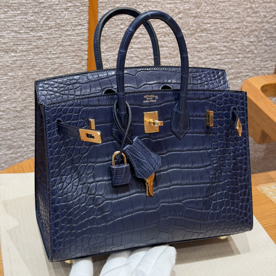 高仿Hermes*Birkin25系列H073178CM37寶石藍鱷魚皮金扣純手工
