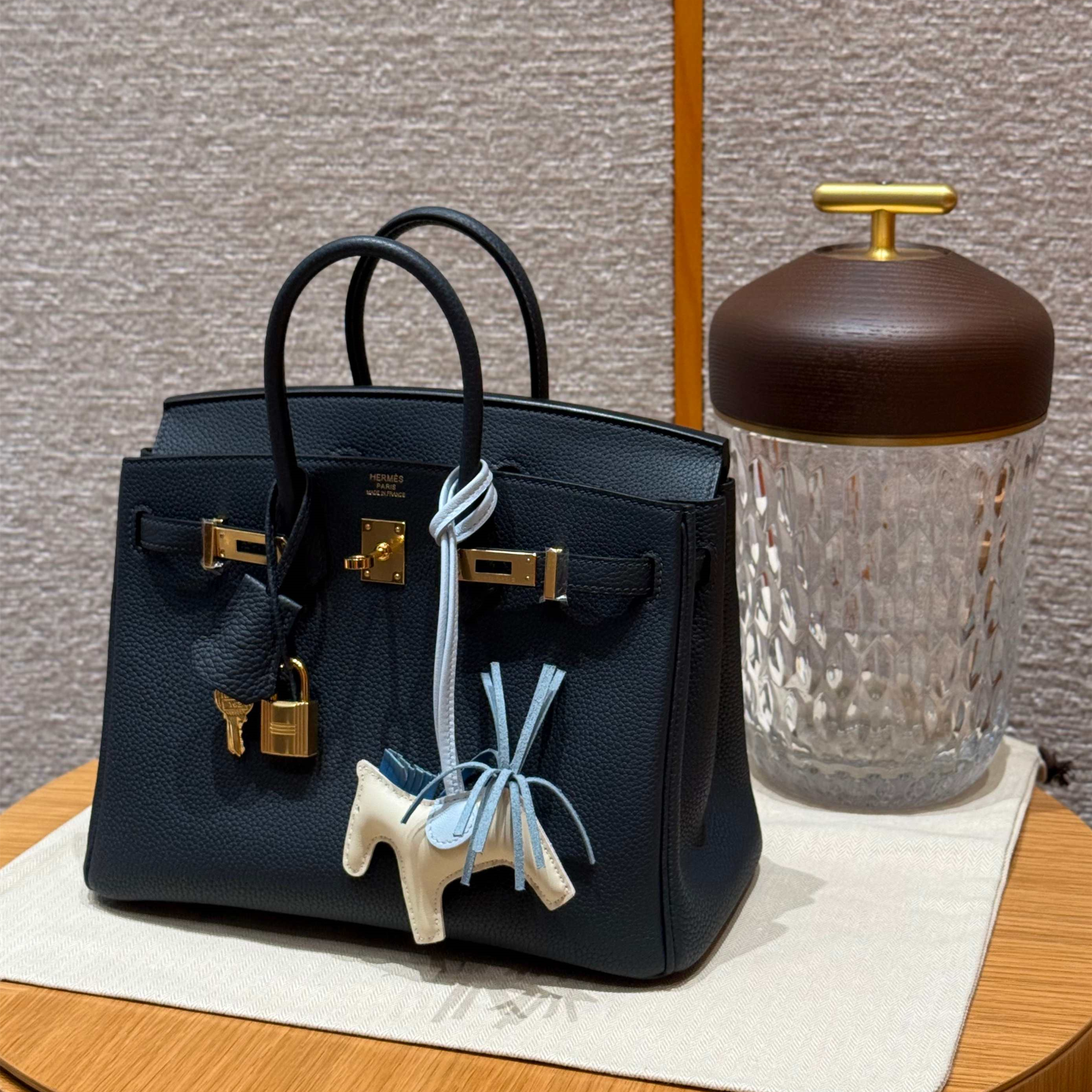 高仿Hermes*Birkin25系列H041344BO2Z午夜藍牛皮金扣純手工