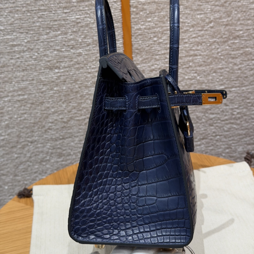 高仿Hermes*Birkin25系列H073178CM37寶石藍鱷魚皮金扣純手工