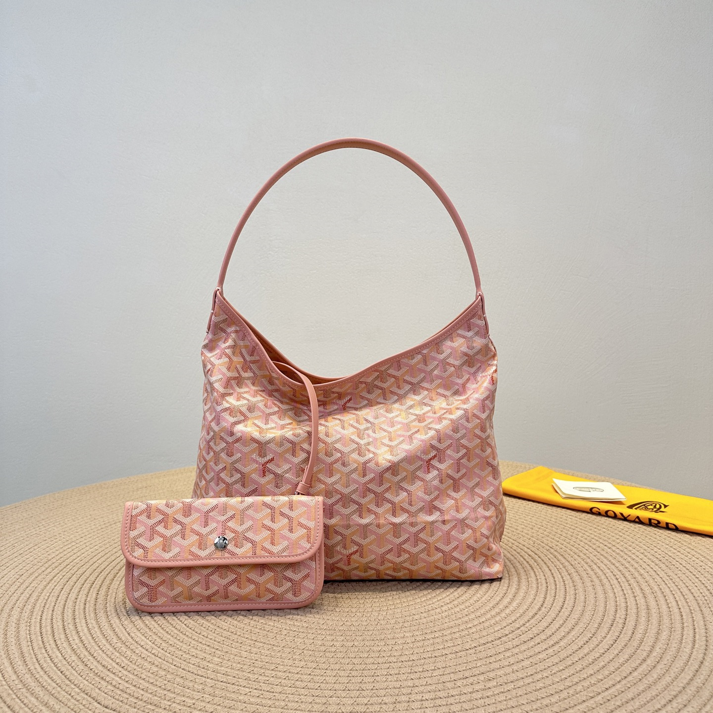 高仿Goyard*Hobo系列Boheme74CL42P購物袋櫻花粉大號純原版本