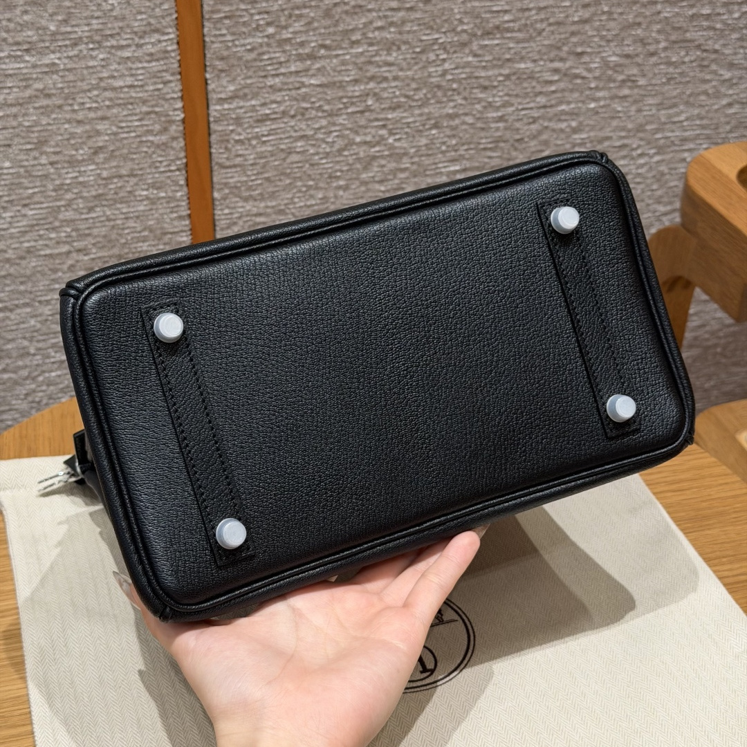 高仿Hermes*Birkin25系列H041344CA89黑色山羊皮銀扣純手工