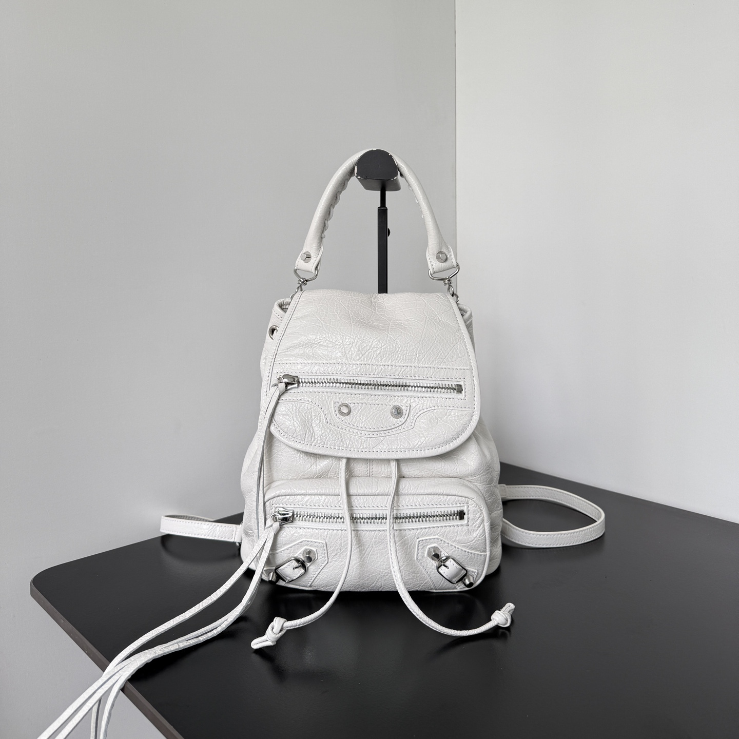 高仿Balenciaga*LeCity系列WL9104雙肩包羊皮光學白Mini純原版本