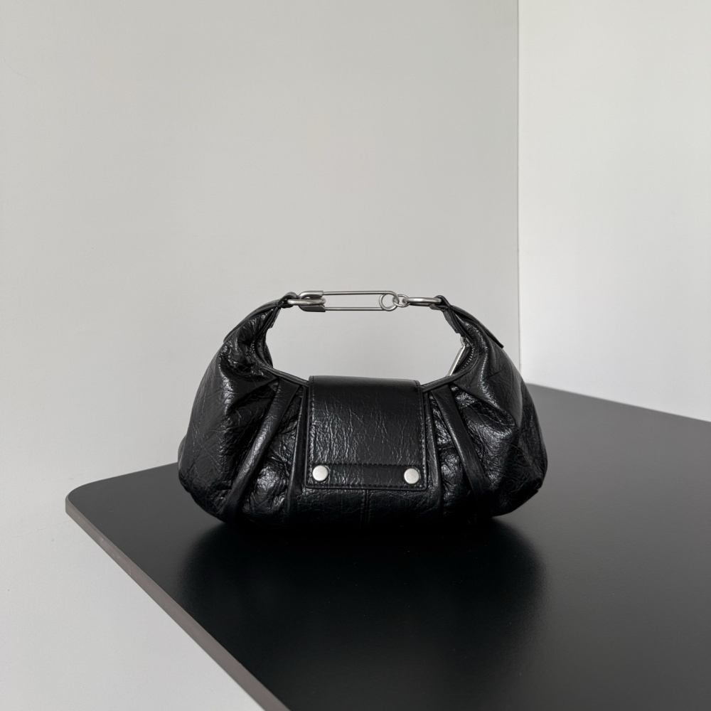 高仿Balenciaga*Pamela系列T11000單肩包羊皮黑色小號純原版本