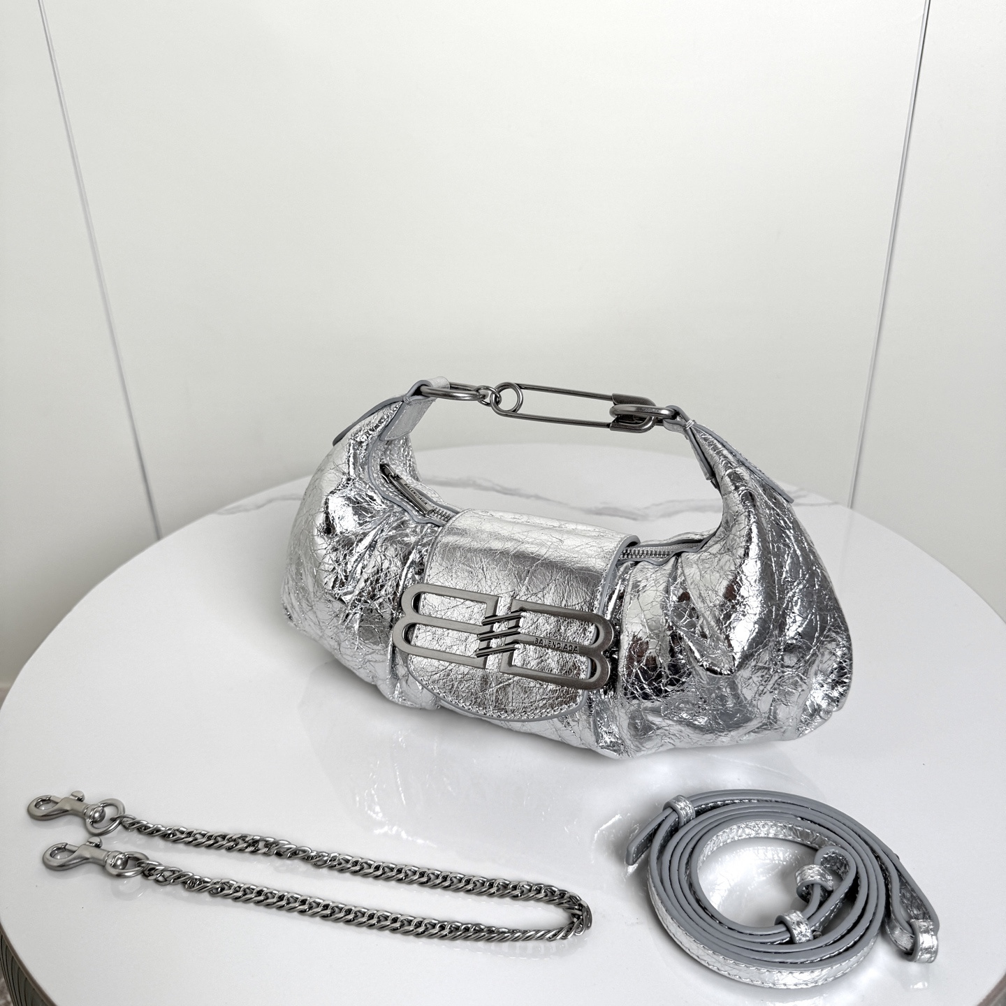 高仿Balenciaga*Pamela系列7U8122單肩包羊皮銀色小號純原版本