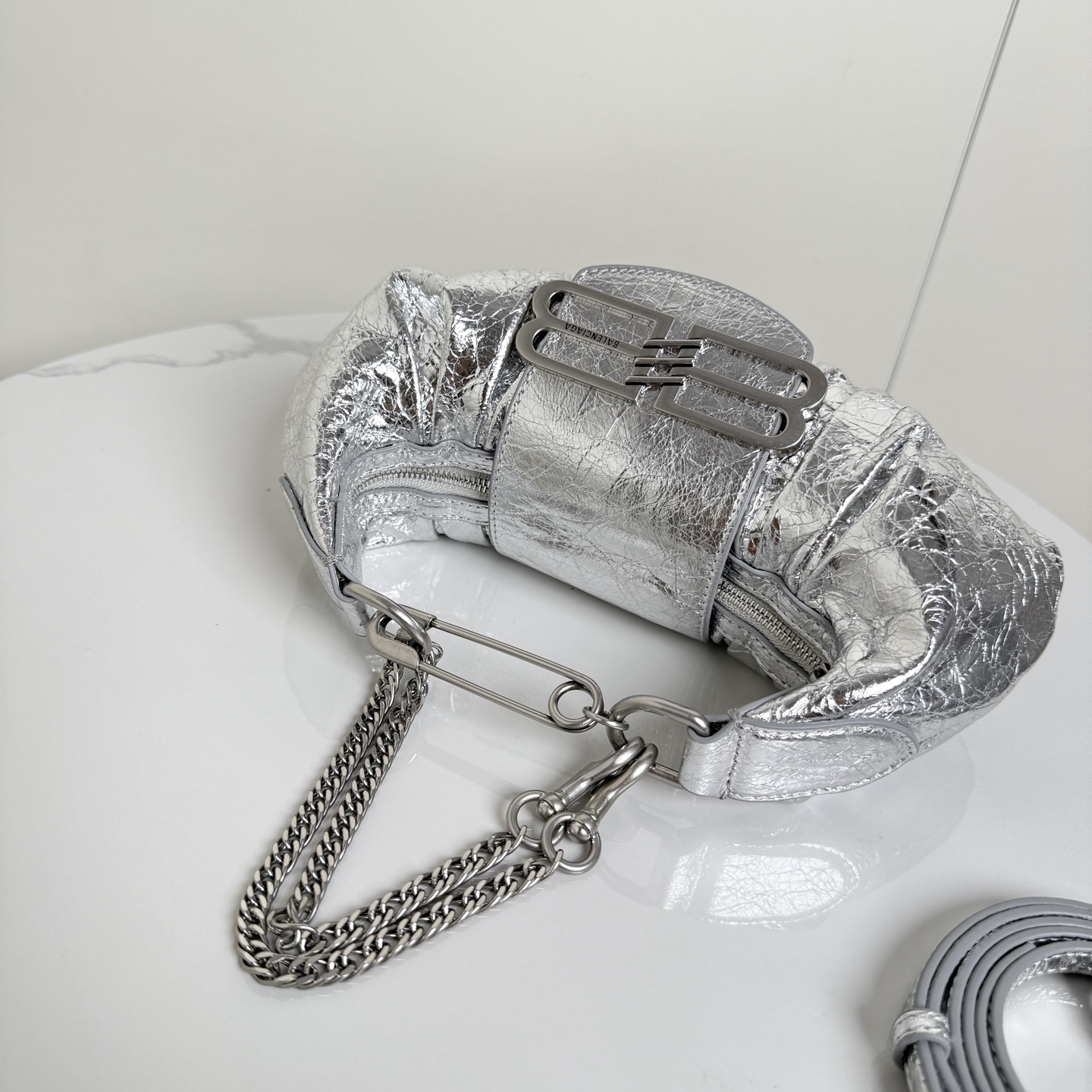 高仿Balenciaga*Pamela系列7U8122單肩包羊皮銀色小號純原版本
