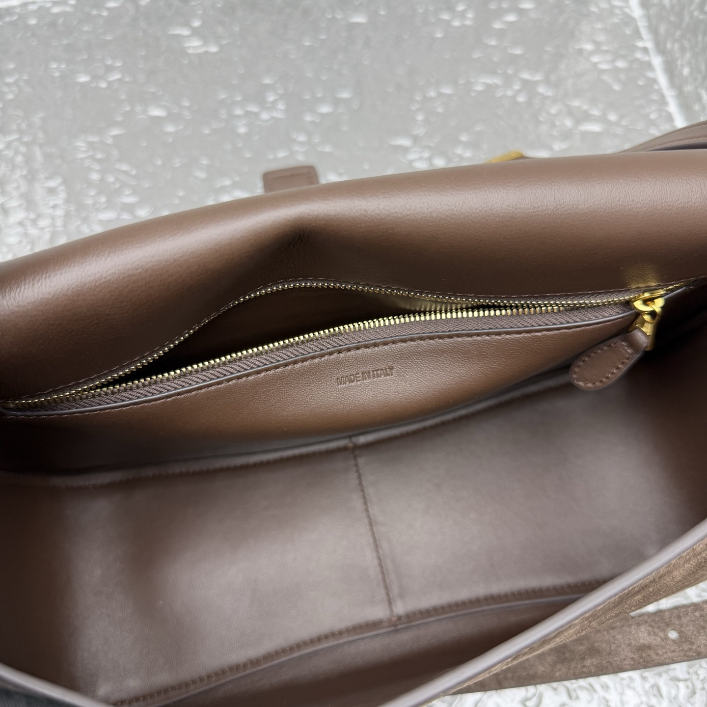 高仿Balenciaga*Clicca系列J82255單肩包麝香色純原版本
