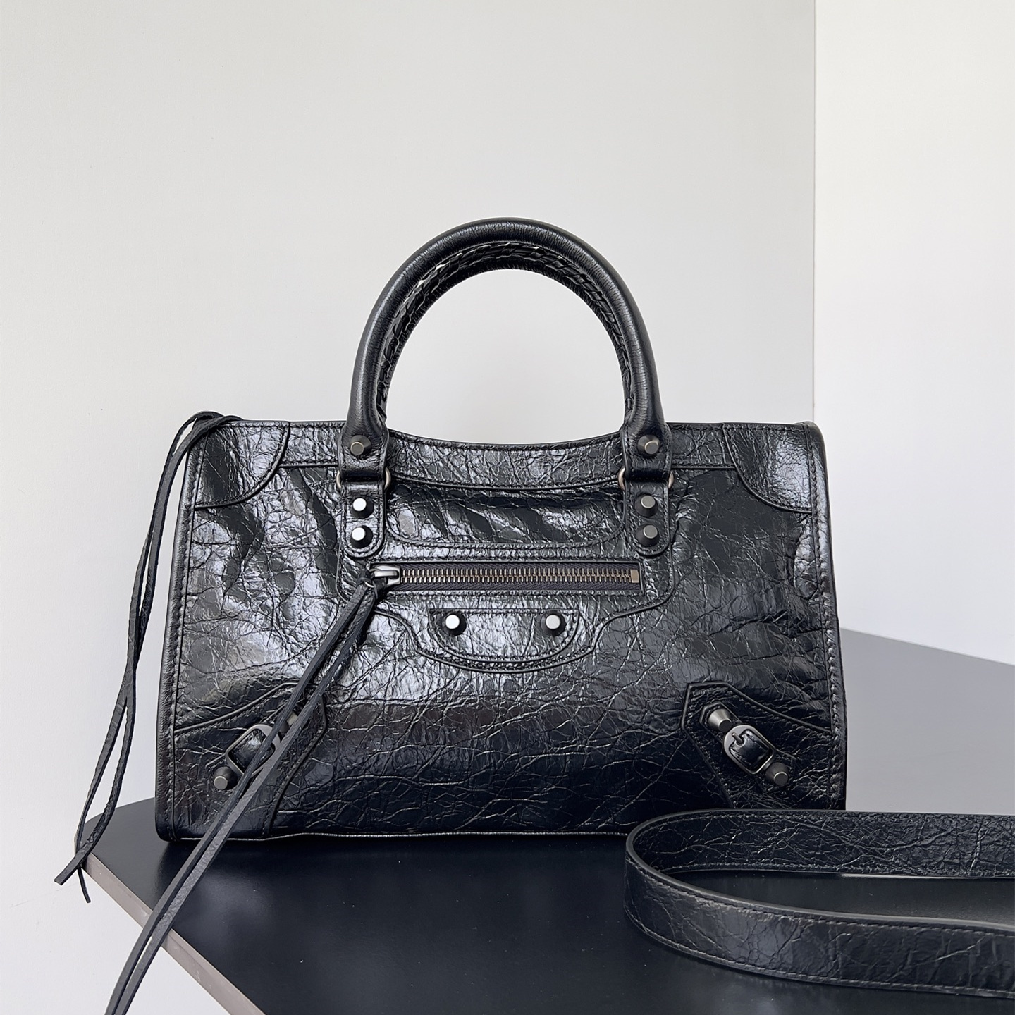 高仿Balenciaga*LeCity系列22ABEK機車包小羊皮黑色小號純原版本