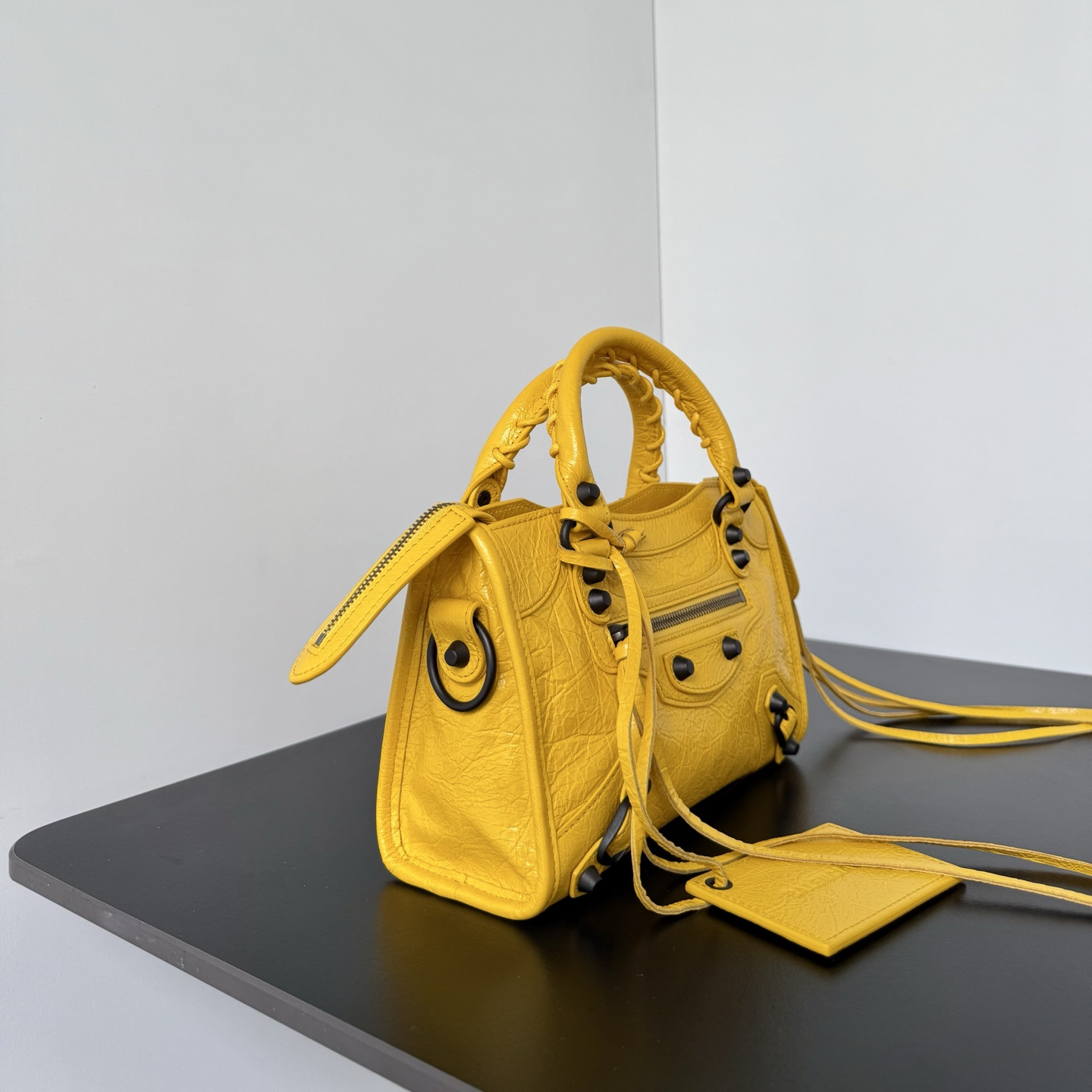高仿Balenciaga*LeCity系列2ACFH7手袋小羊皮黃色Mini純原版本