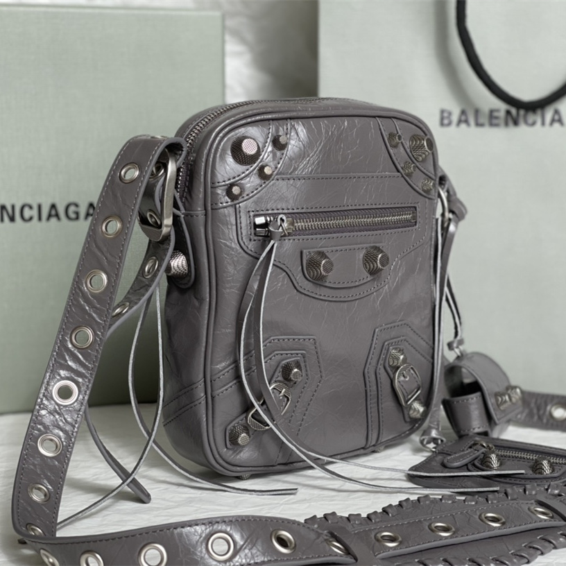 高仿Balenciaga*LeCagole系列210KR1相機包羊皮灰色小號純原版本