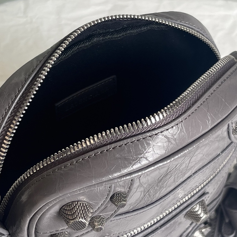 高仿Balenciaga*LeCagole系列210KR1相機包羊皮灰色小號純原版本
