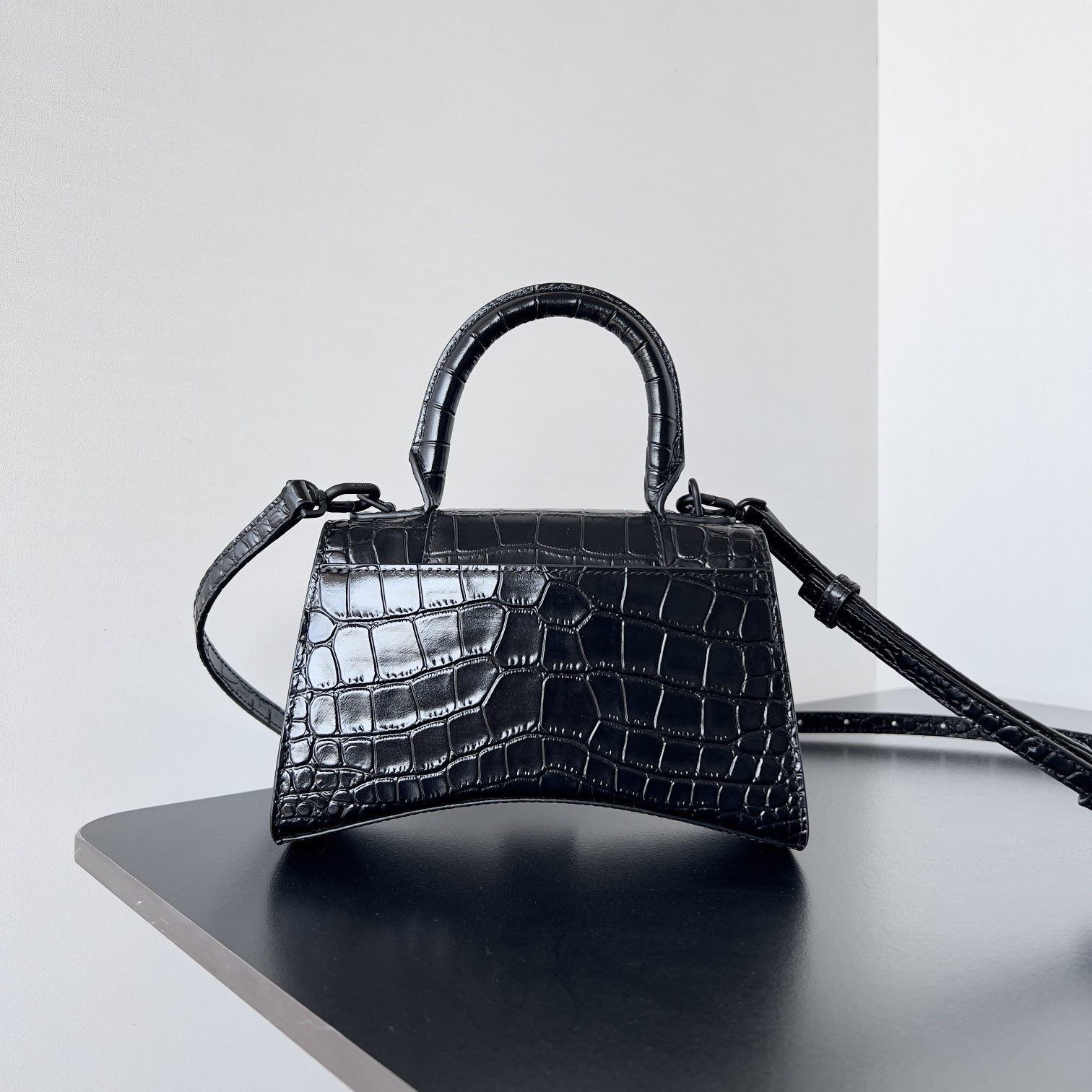 高仿Balenciaga*Hourglass系列32UDF1沙漏包鱷魚紋黑色黑扣mini純原版本