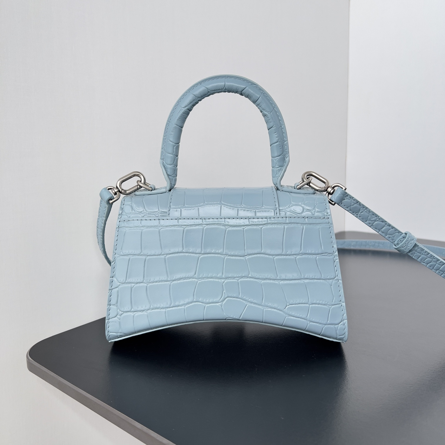 高仿Balenciaga*Hourglass系列41LR6Y沙漏包鱷魚紋霧霾藍mini純原版本