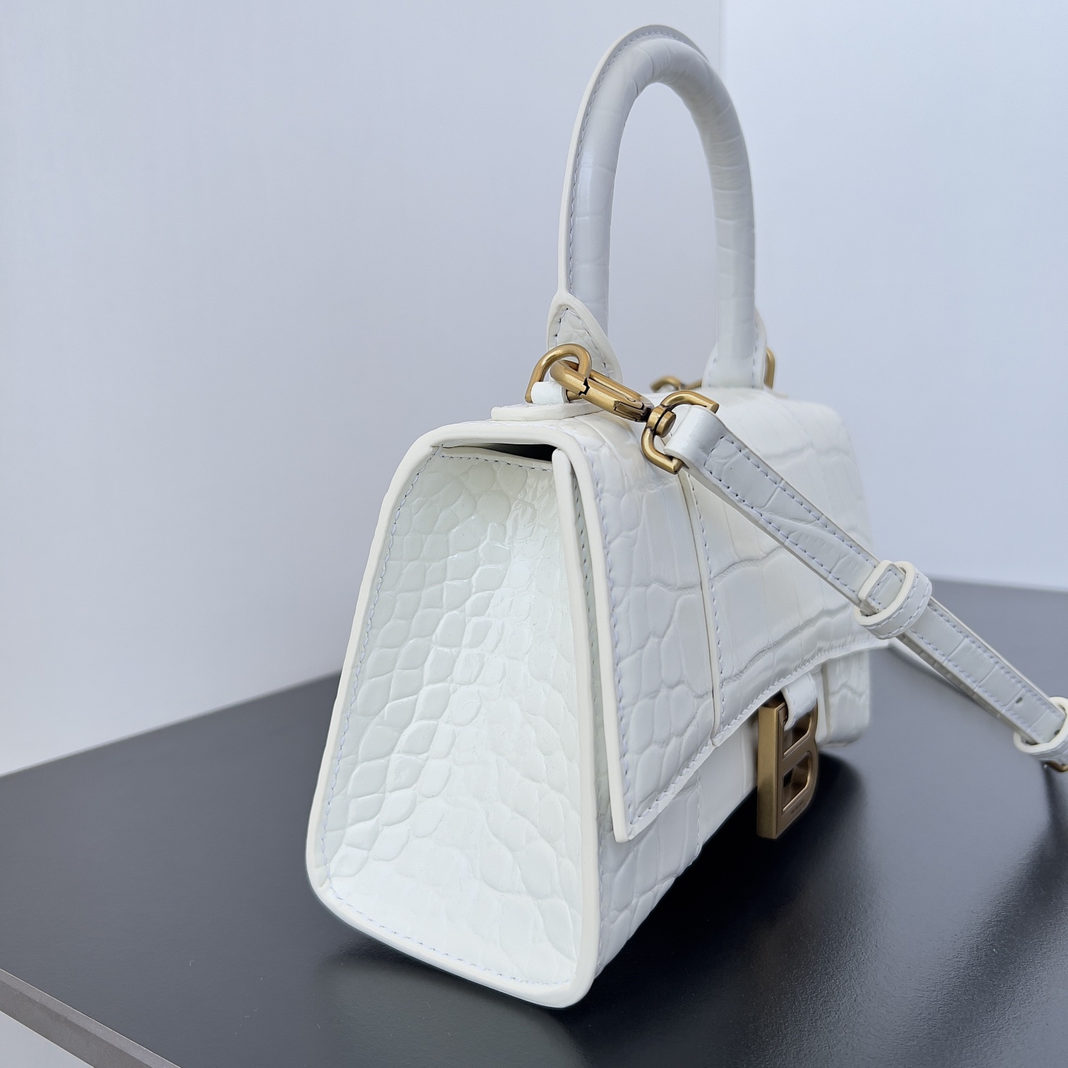 高仿Balenciaga*Hourglass系列31LRGM沙漏包鱷魚紋白色金扣mini純原版本
