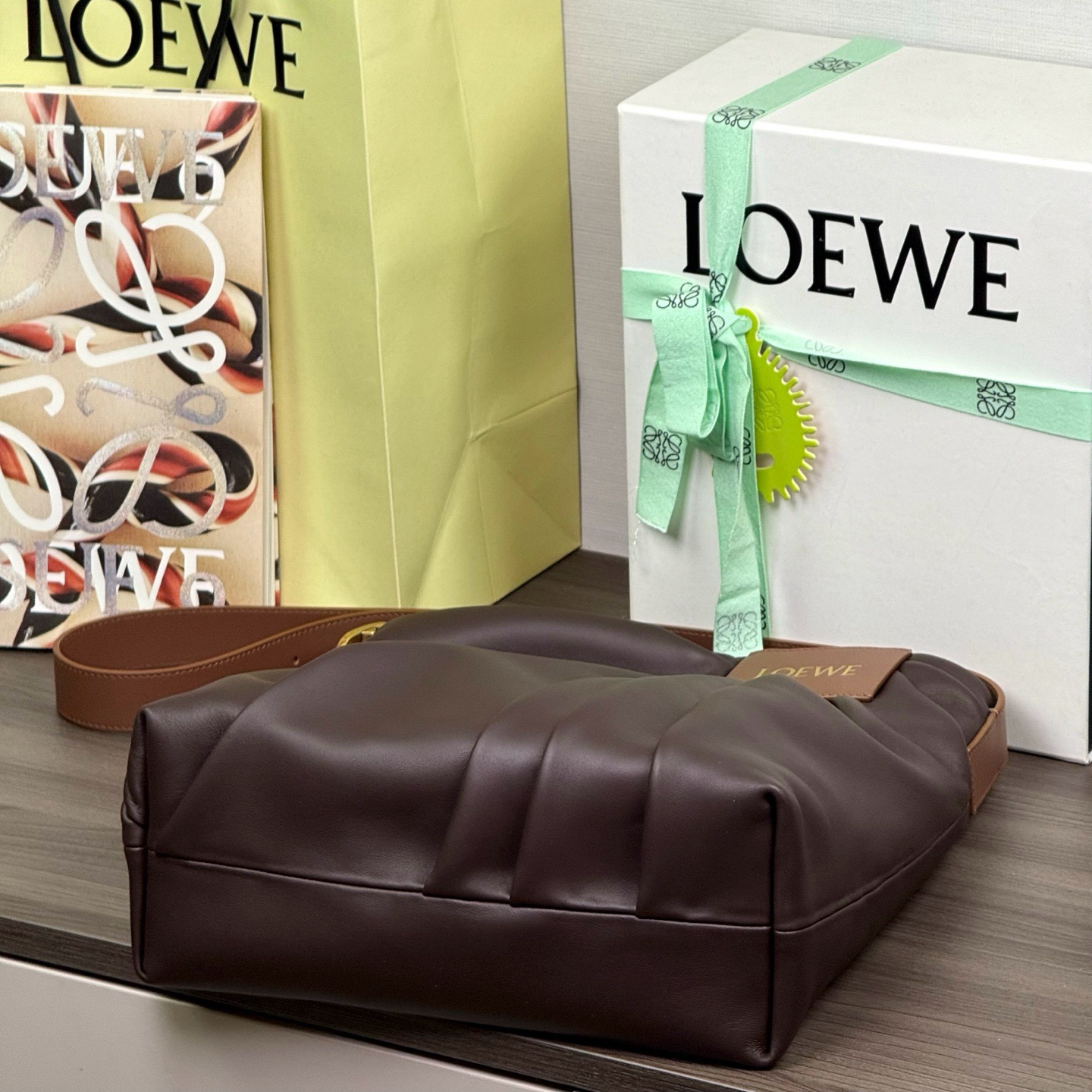 高仿LOEWE*Draped系列0018托特包羊皮棕色純原版本